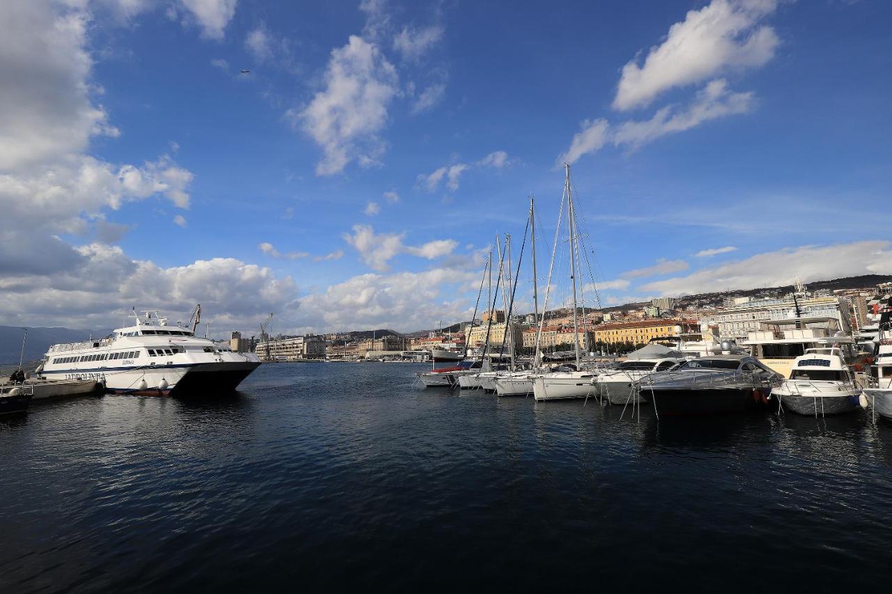 Apartmán Chrystal Apps Integral Rijeka Exteriér fotografie