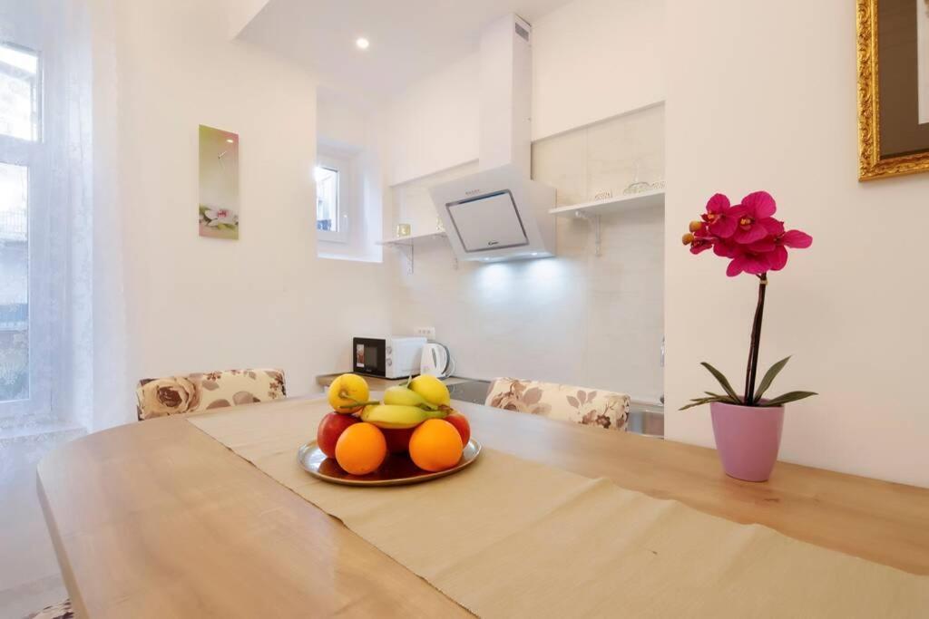 Apartmán Chrystal Apps Integral Rijeka Exteriér fotografie